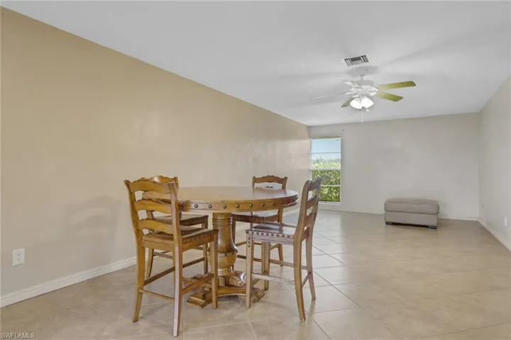 4133 Lakewood Blvd E27, Naples, Florida 34112