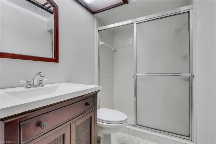 4133 Lakewood Blvd E27, Naples, Florida 34112