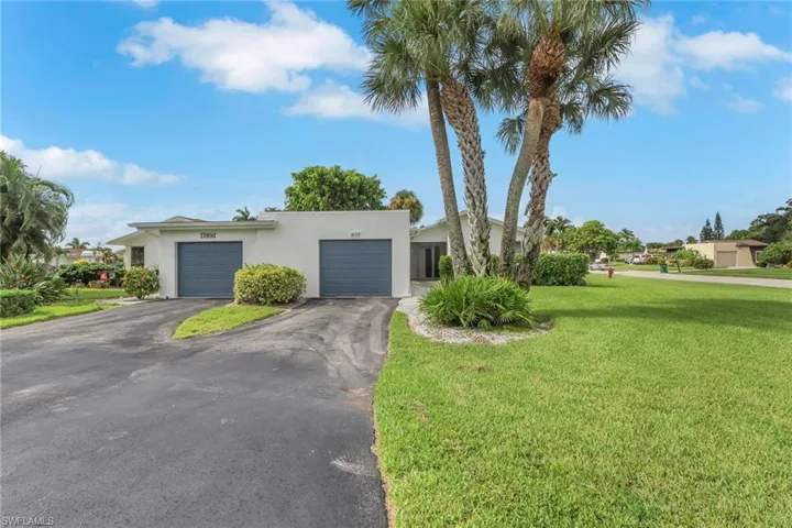 4133 Lakewood Blvd E27, Naples, Florida 34112