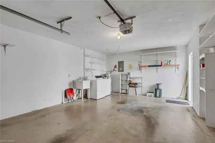 4133 Lakewood Blvd E27, Naples, Florida 34112