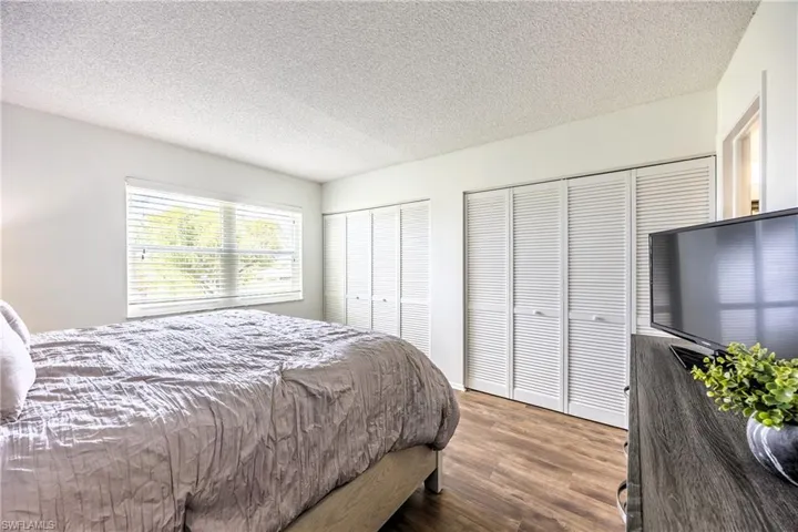 6220  Augusta  DR, Fort Myers, FL 33907