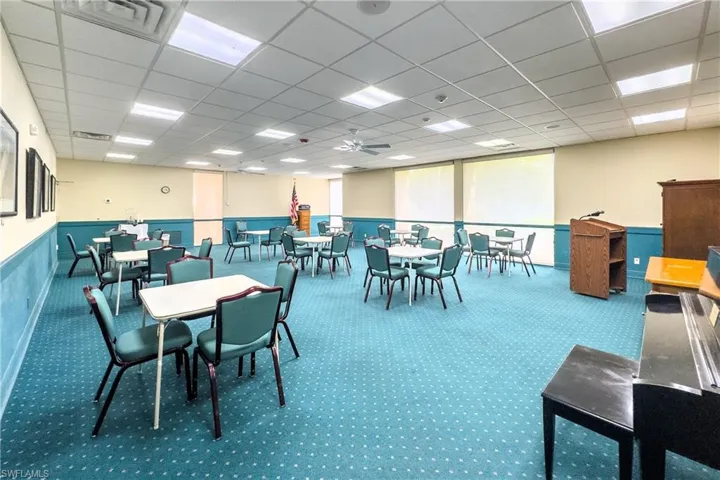 6220  Augusta  DR, Fort Myers, FL 33907