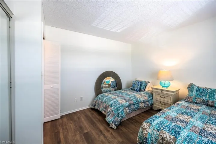 6220  Augusta  DR, Fort Myers, FL 33907