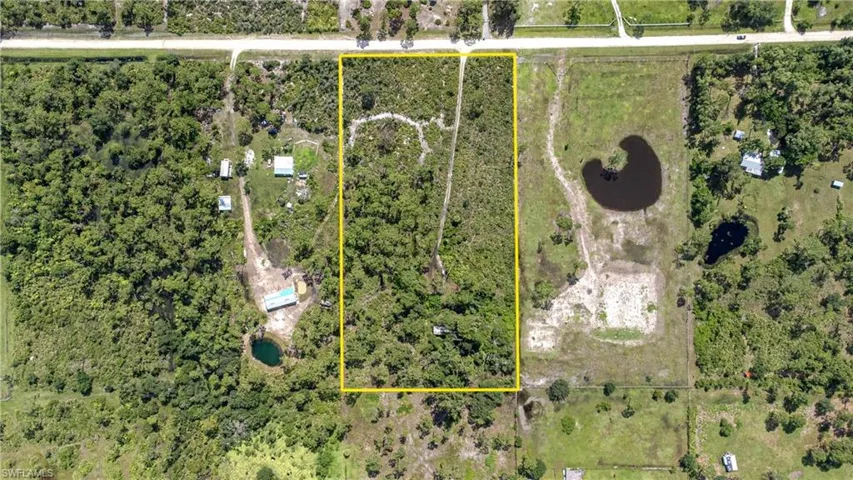 1275  Pine  AVE, Labelle, FL 33935