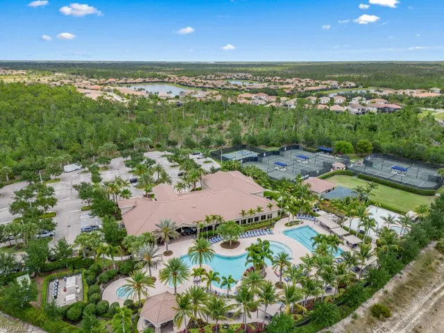 Gorgeous community pool choices...resort or lap pool. Riverstone has both!