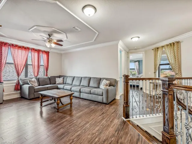 Upstairs bonus room