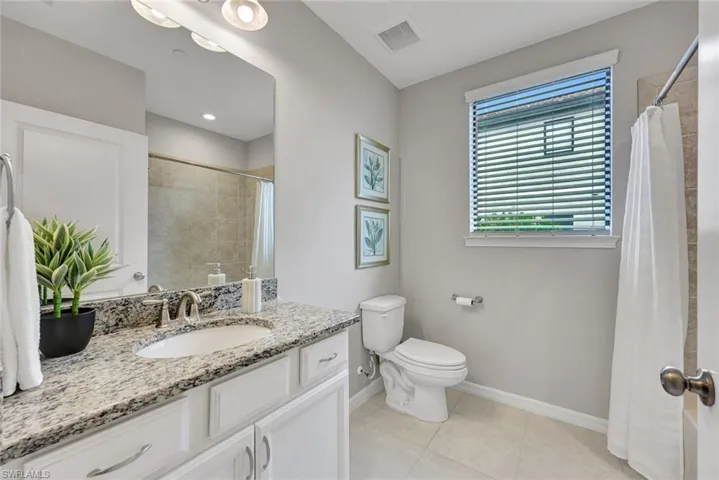 9373 Pocida Ct 104, Naples, Florida 34119