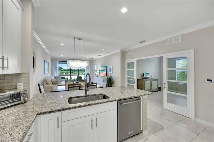 9373 Pocida Ct 104, Naples, Florida 34119