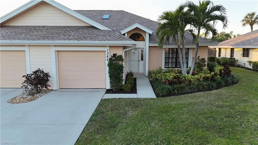 Attached Villa with garage