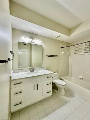 2nd Bathroom