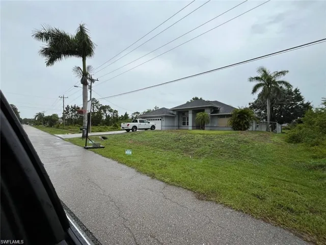 731 Bently St E, Lehigh Acres, Florida 33974