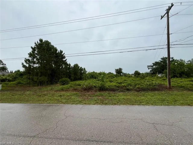 731 Bently St E, Lehigh Acres, Florida 33974
