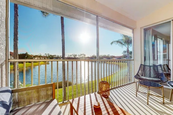 350  Robin Hood  CIR, Naples, FL 34104