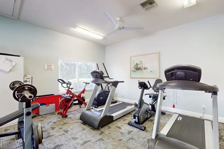 350  Robin Hood  CIR, Naples, FL 34104