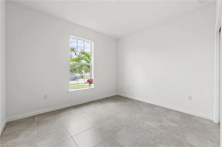 Guest bedroom