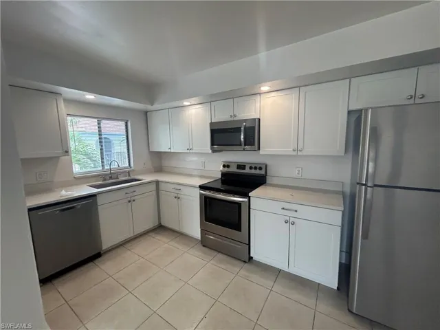 4708 Se 5th Pl 204, Cape Coral, Florida 33904