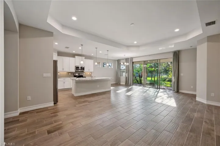 16246 Aberdeen Way, Naples, Florida 34110