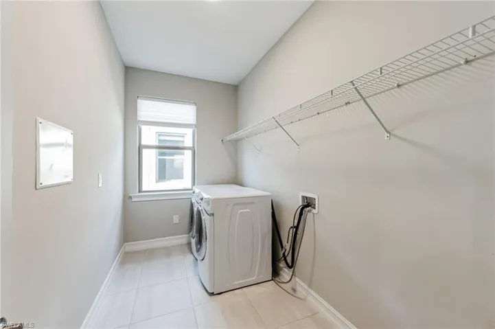 16246 Aberdeen Way, Naples, Florida 34110