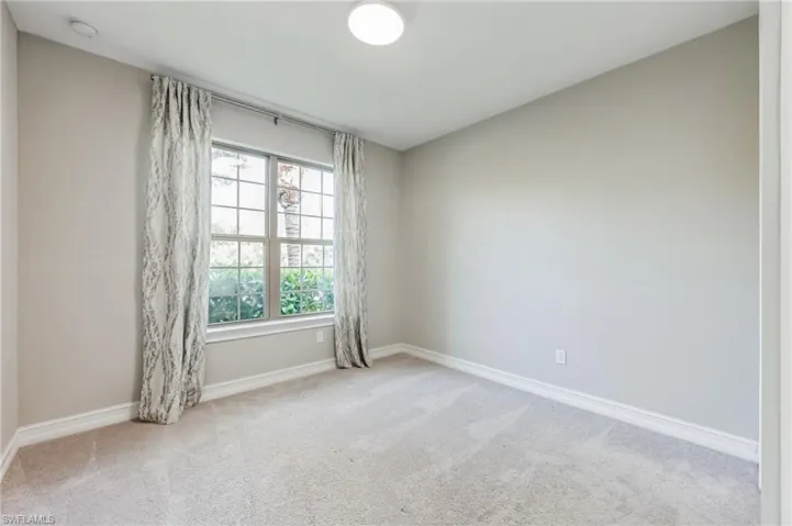 16246 Aberdeen Way, Naples, Florida 34110