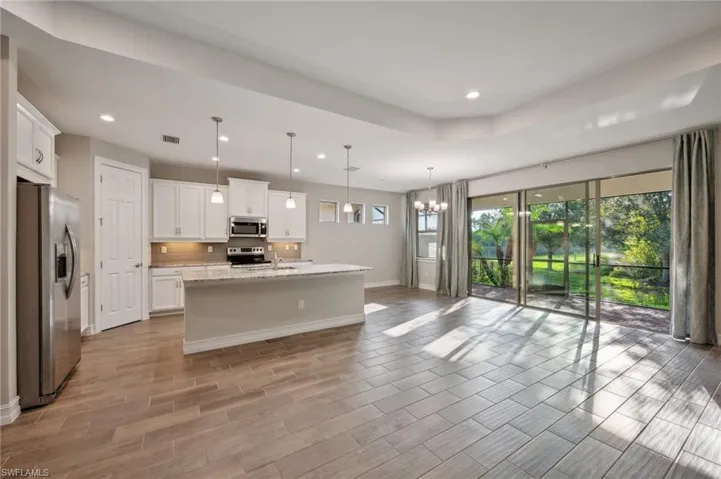 16246 Aberdeen Way, Naples, Florida 34110