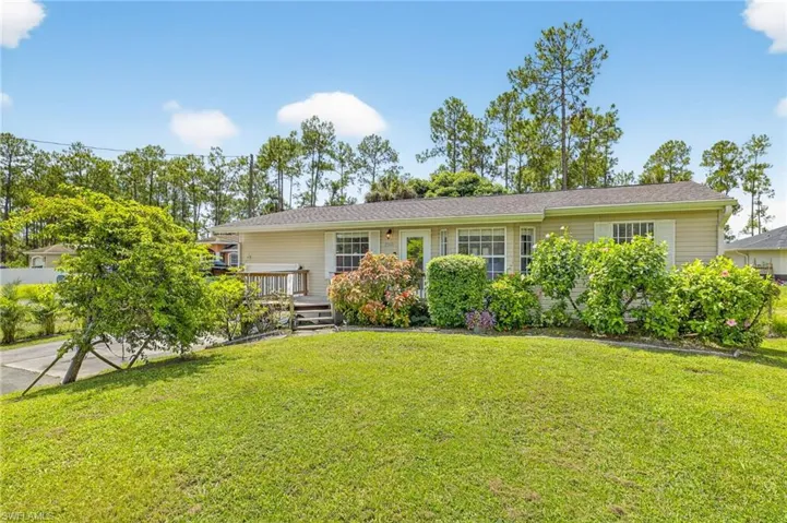 2940  14th SE AVE, Naples, FL 34117