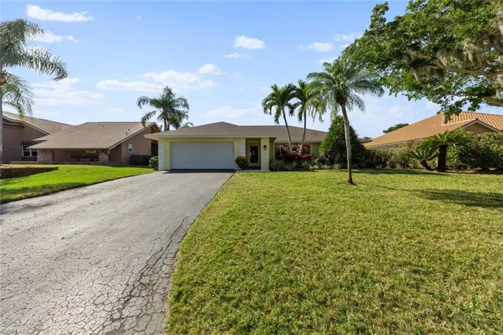Front of house with 2 car garage