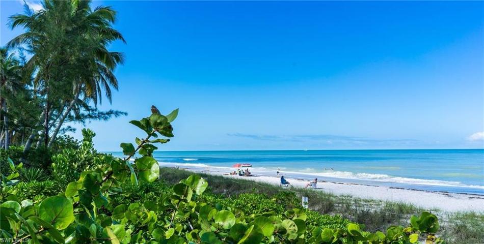 5379  Myrtle  LN, Naples, FL 34113