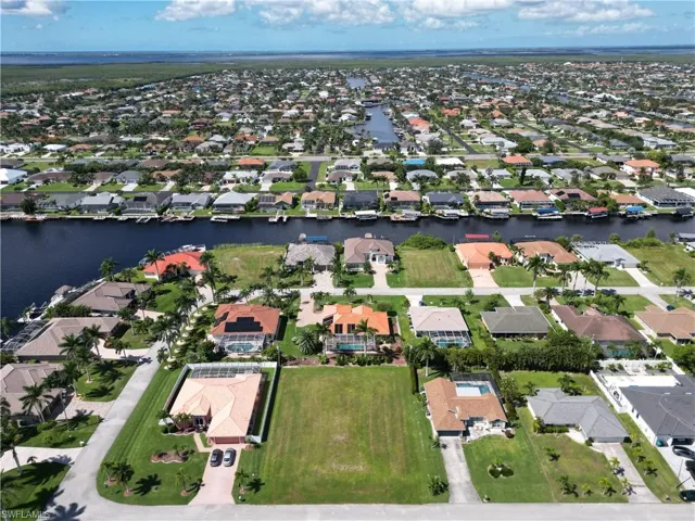 5304 Sw 19th Pl, Cape Coral, Florida 33914