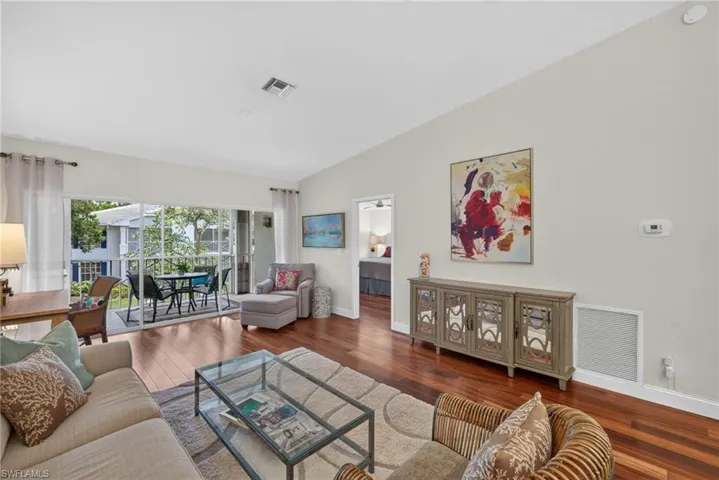 7108 Barrington Cir 202, Naples, Florida 34108