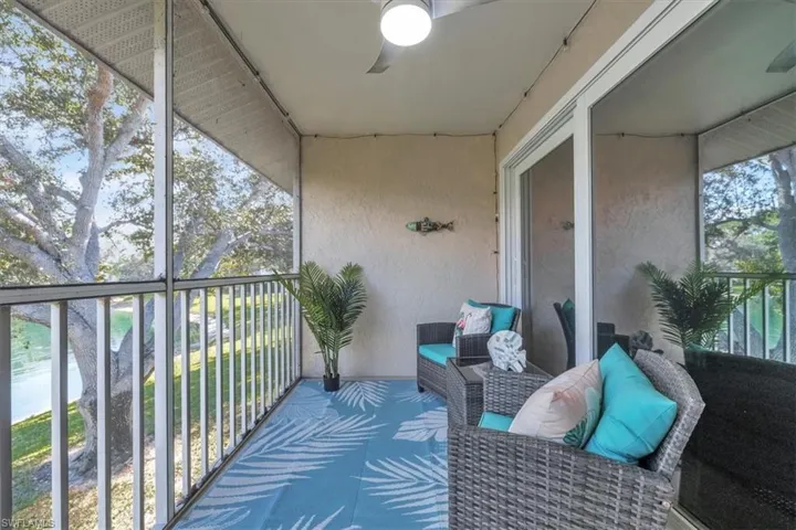 280  Timber Lake  CIR, Naples, FL 34104