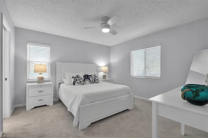 280  Timber Lake  CIR, Naples, FL 34104