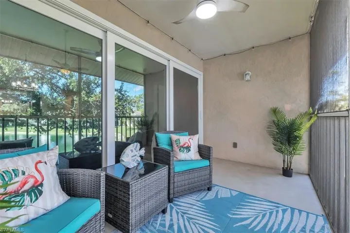 280  Timber Lake  CIR, Naples, FL 34104