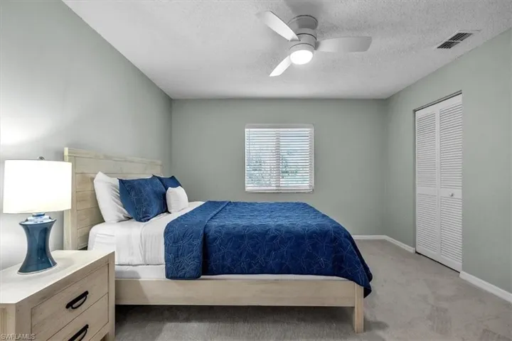 280  Timber Lake  CIR, Naples, FL 34104