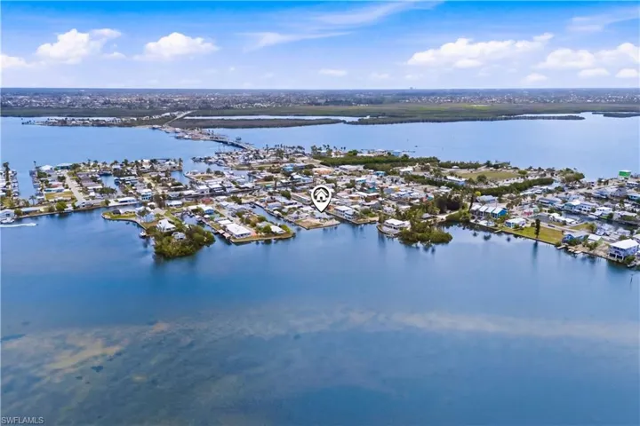 2669 Coco Plum Dr, Matlacha, Florida 33993