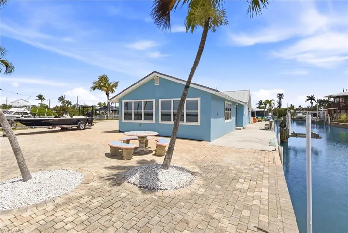 2669 Coco Plum Dr, Matlacha, Florida 33993