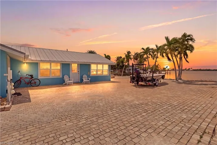 2669 Coco Plum Dr, Matlacha, Florida 33993