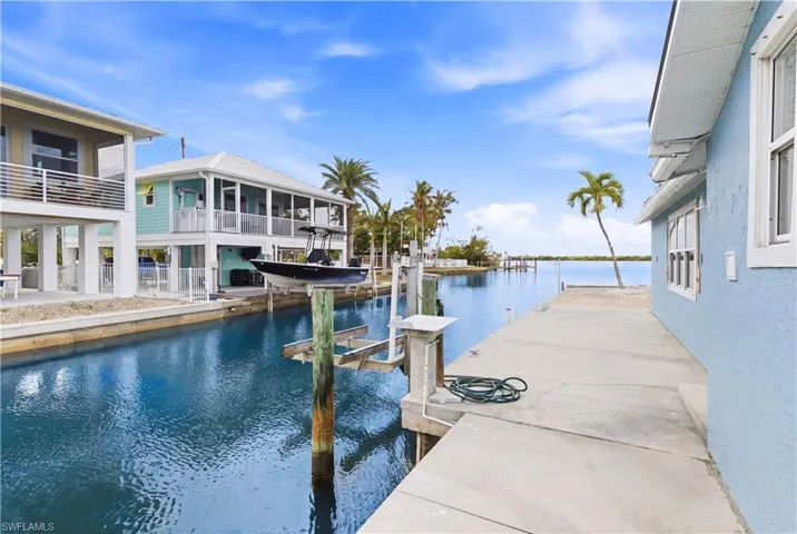 2669 Coco Plum Dr, Matlacha, Florida 33993