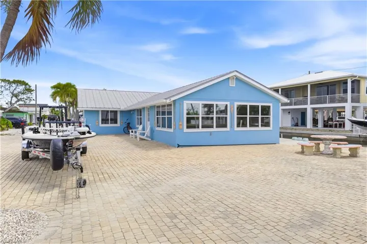 2669 Coco Plum Dr, Matlacha, Florida 33993