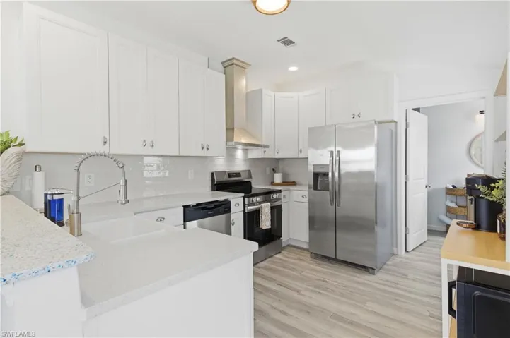 2669 Coco Plum Dr, Matlacha, Florida 33993