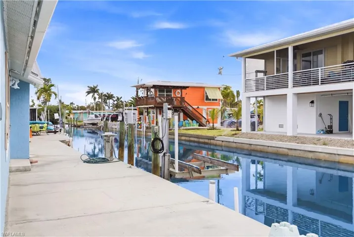 2669 Coco Plum Dr, Matlacha, Florida 33993