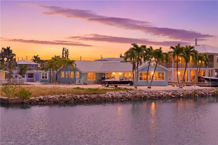 2669 Coco Plum Dr, Matlacha, Florida 33993