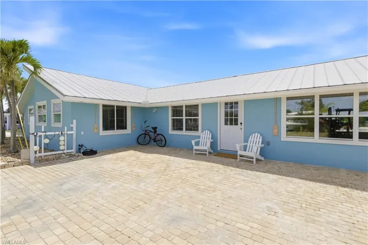 2669 Coco Plum Dr, Matlacha, Florida 33993