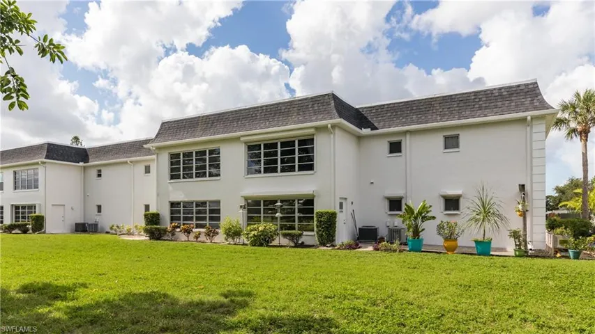 6884  Sandtrap  DR, Fort Myers, FL 33919