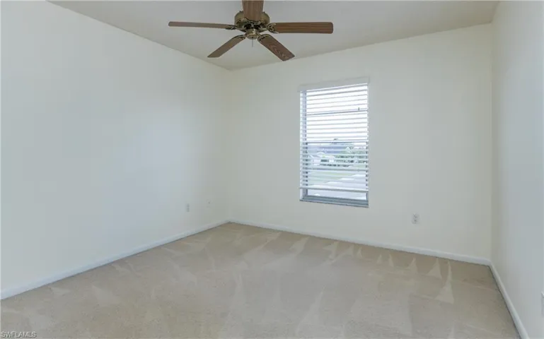 6884  Sandtrap  DR, Fort Myers, FL 33919