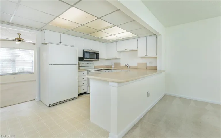 6884  Sandtrap  DR, Fort Myers, FL 33919