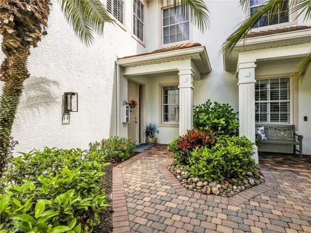 4794  Alberton  CT, Naples, FL 34105