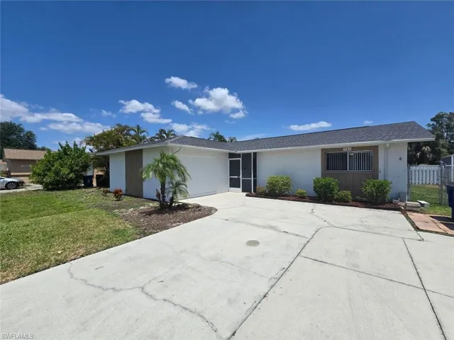 960 Hearty St, North Fort Myers, Florida 33903