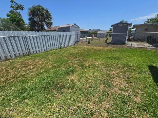 960 Hearty St, North Fort Myers, Florida 33903