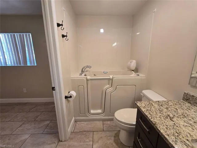 960 Hearty St, North Fort Myers, Florida 33903