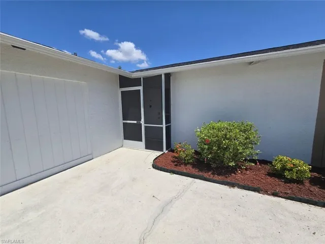 960 Hearty St, North Fort Myers, Florida 33903